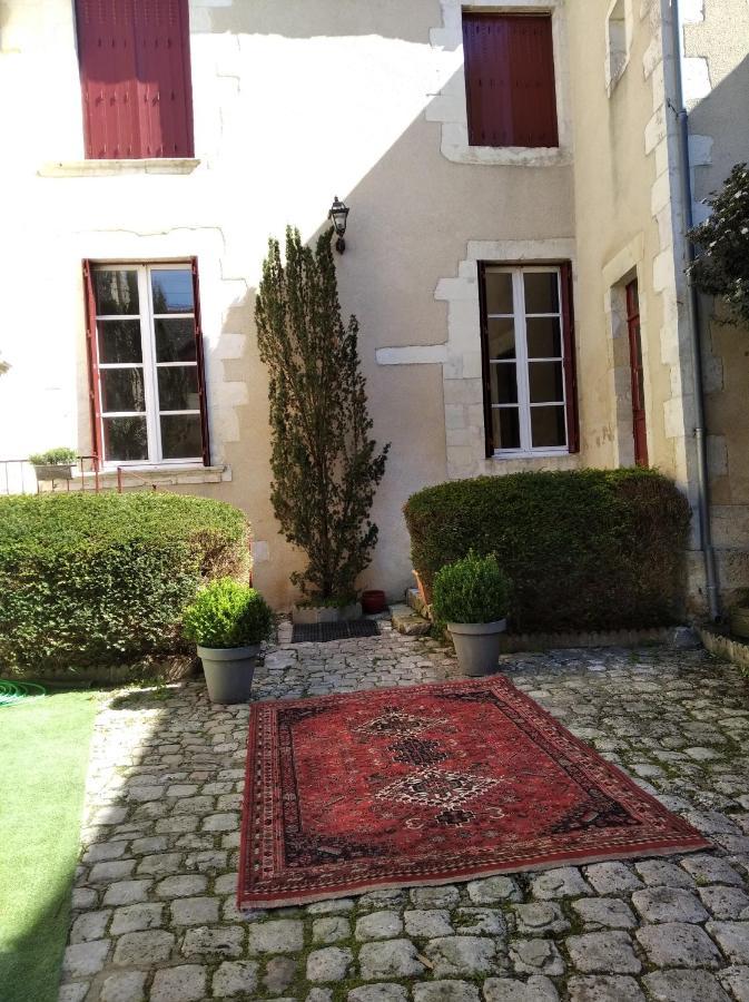 Aparthotel Le Logis De Saint Cyr Issoudun Exterior foto